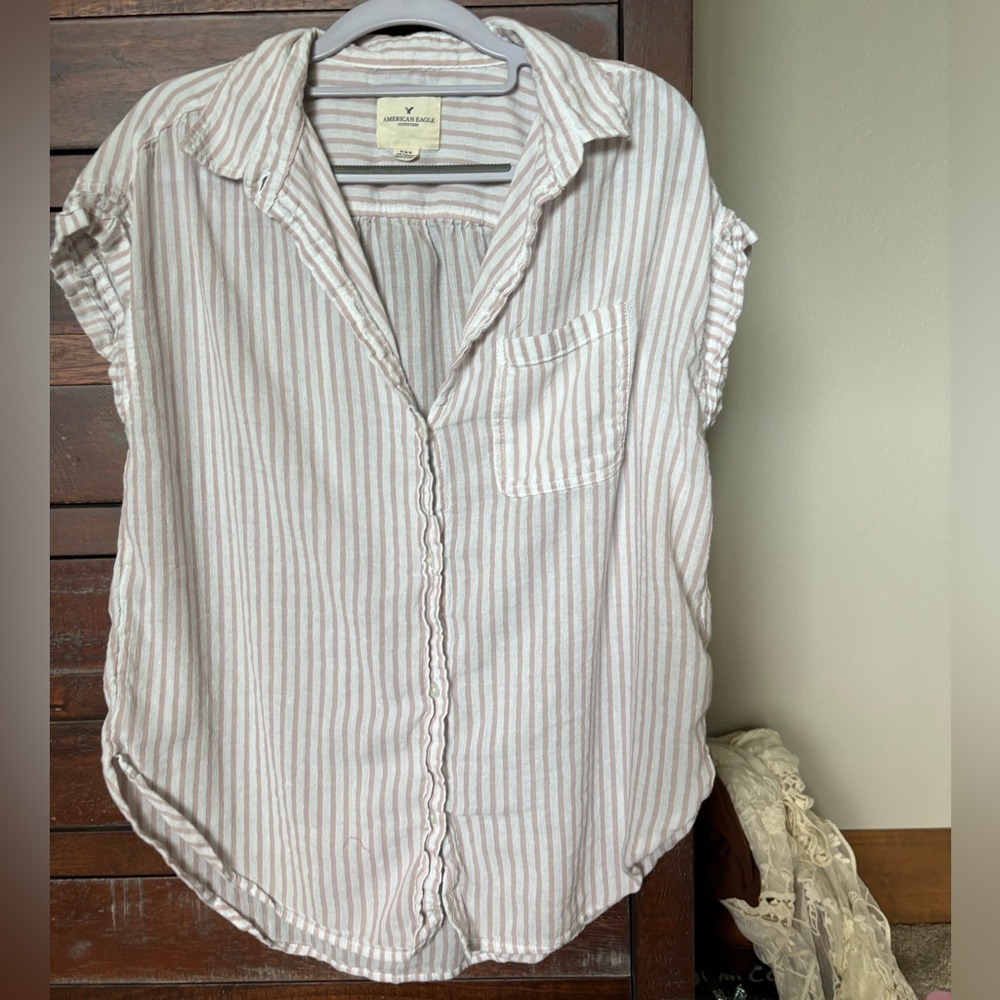 American Eagle Pink/Wht Striped Button Down - Size Medium
